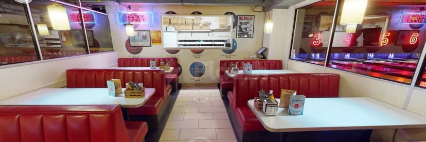 Bloomsbury Bowling Lanes & The Kingpin Suite — photo 2