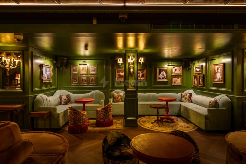 Dear Darling Mayfair — photo 4