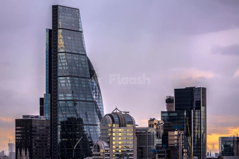 Landing 42 at the Leadenhall Building — photo 1