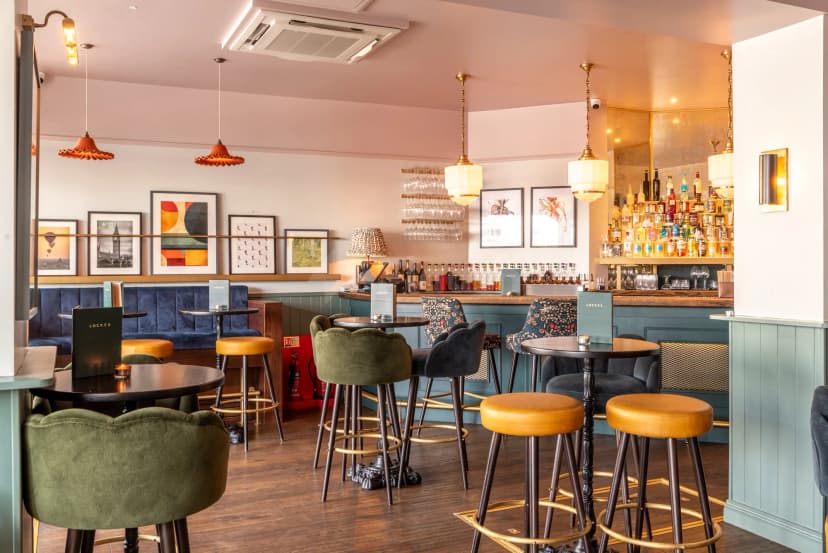 LOCKES Bar Clapham Junction — photo 3