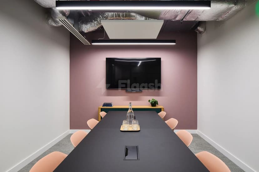 HubHub - Worship Square — photo 5