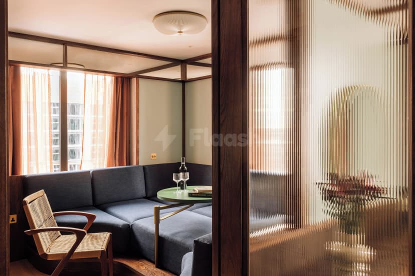 Locke at Canary Wharf — photo 2