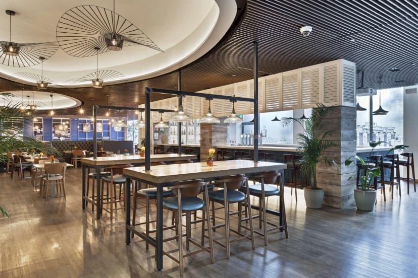Radisson RED and Radisson Hotel and Conference Centre London Heathrow — photo 3