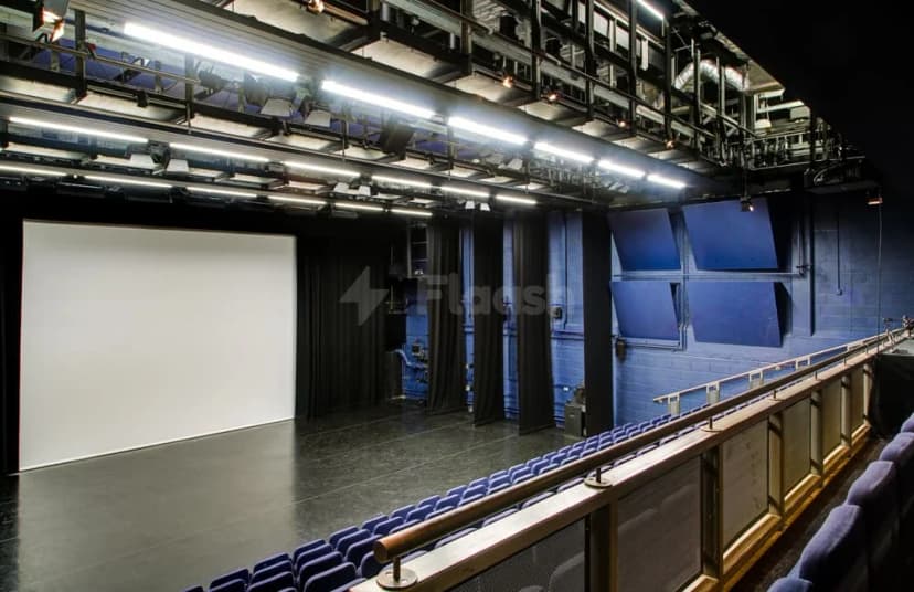 Sadler's Wells — photo 4