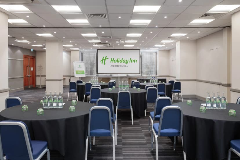 Holiday Inn London Kensington Forum — photo 1