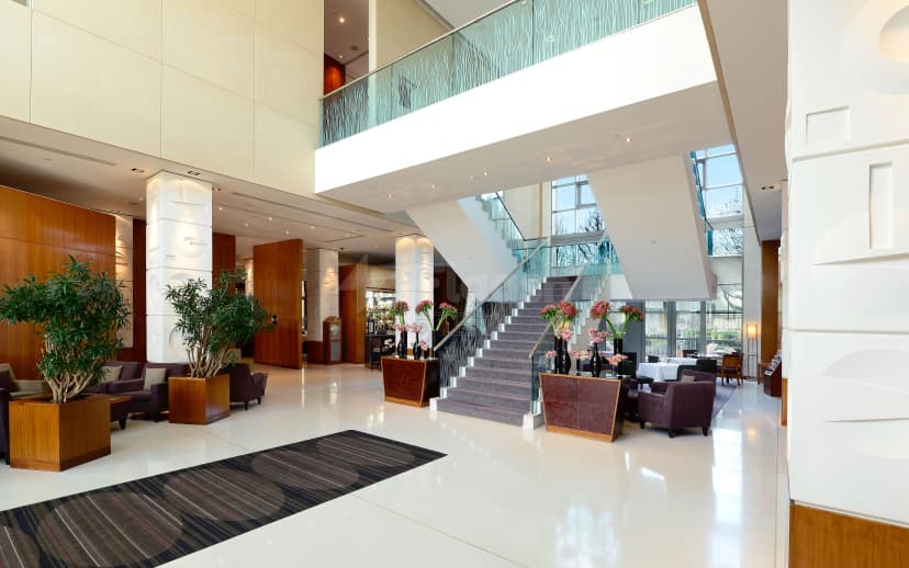 Canary Riverside Plaza Hotel — photo 2