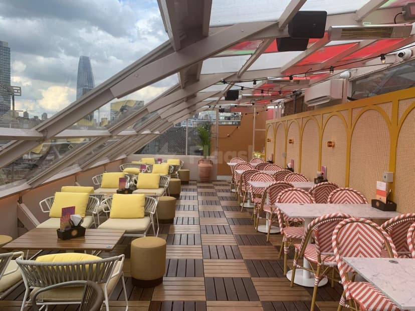 Circe's Rooftop Waterloo — photo 5