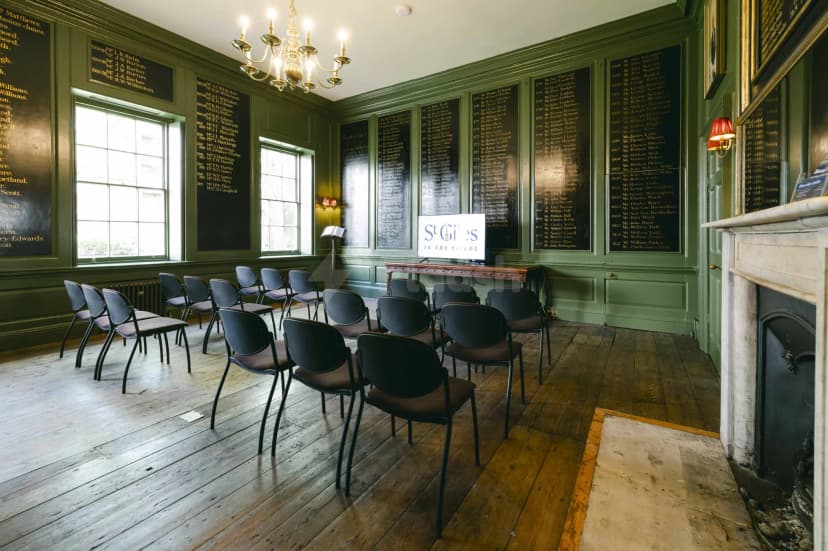 The Vestry House at St Giles in the Fields — photo 5