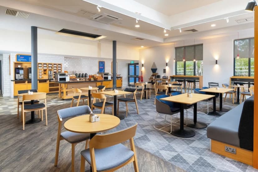Holiday Inn Express Birmingham Airport NEC by IHG — photo 5