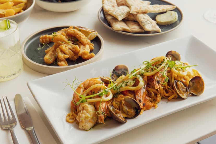 Cargo Seafood & Steak — photo 2