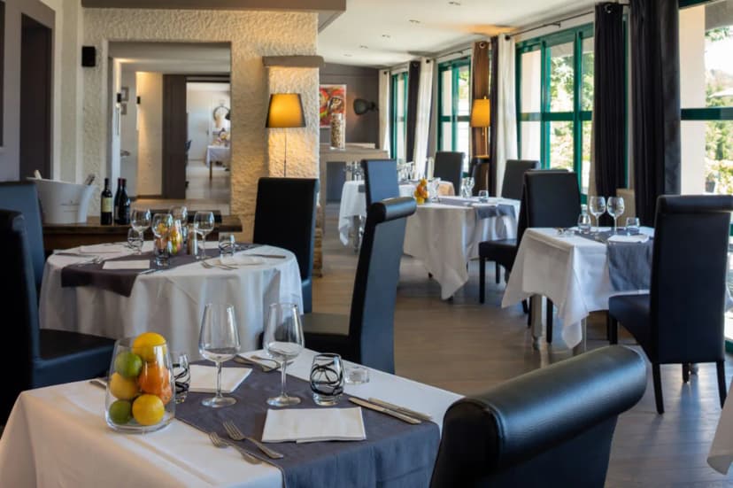 Le Bel'o | Hotel 3 Étoiles | Restaurant | Le Chambon-Sur-Lignon — photo 5