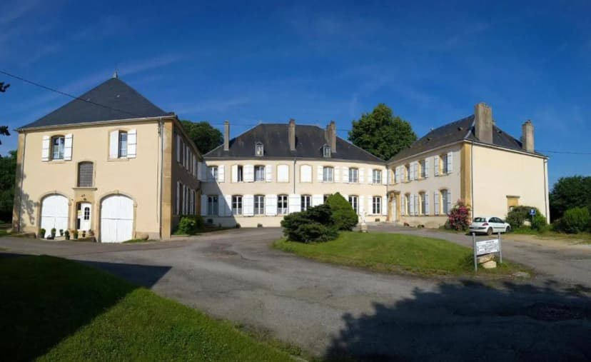 Le Château de Puxe — photo 1