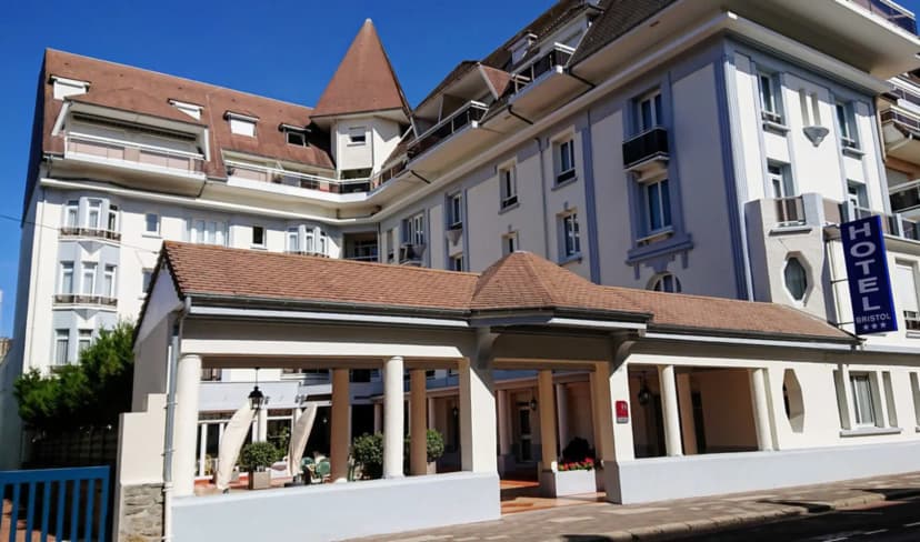 Hôtel Bristol — photo 1