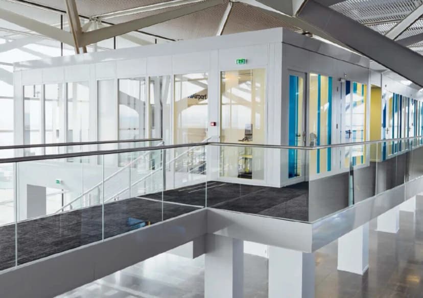 Business Center — photo 1