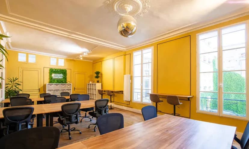 32 Rue du Faubourg Poissonnière — photo 3