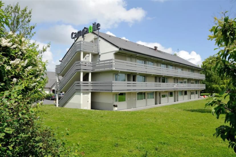 Hôtel Restaurant Campanile Vert Saint Denis — photo 1