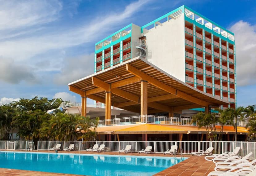 ARAWAK BEACH RESORT — photo 1