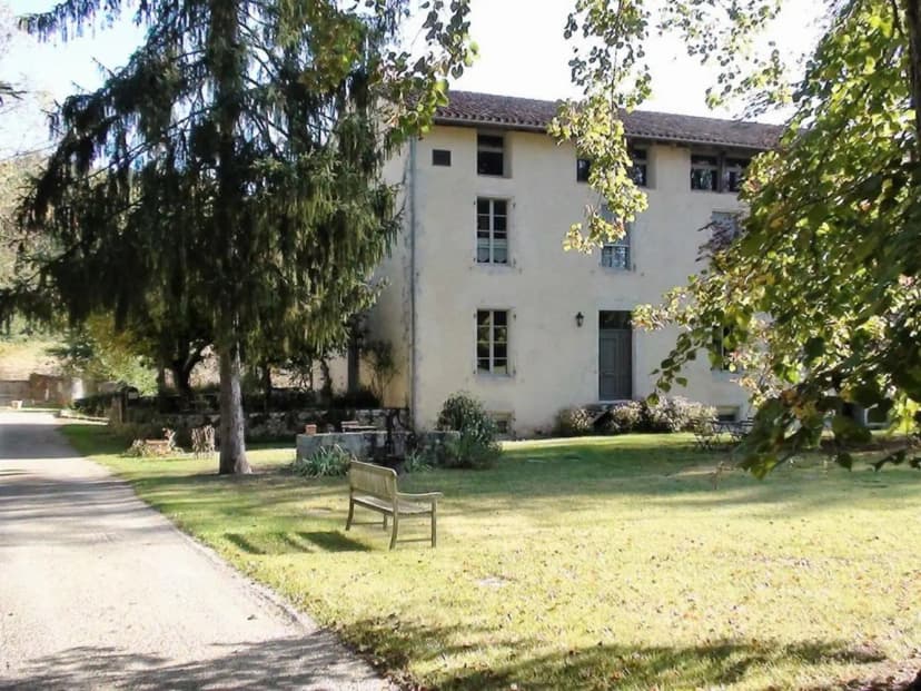 Hôtel Moulin de Larroque — photo 1