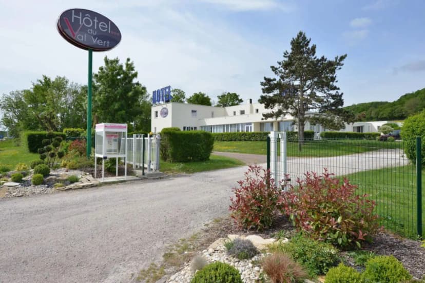 Hôtel du Val Vert — photo 1