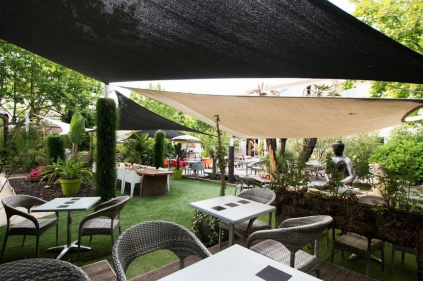 Adonis Sanary - Grand Hôtel des Bains — photo 3