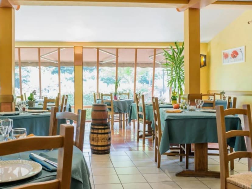 Hôtel Restaurant le Mont Brouilly — photo 4