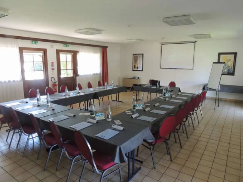 Hôtel Kyriad Chateauroux — photo 3