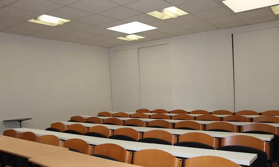 Esage, L'école Des Assistants & Des Ressources Humaines En Alternance À Paris — photo 1