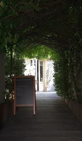 2 Pl. de l'Éperon 108 — photo 5
