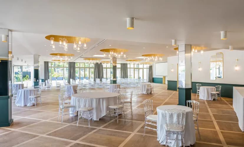 Le Pavillon Des Princes — photo 4