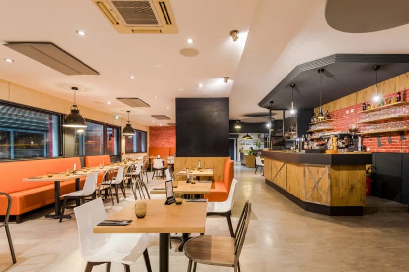 Brit Hotel Confort La Rochelle-Bistrot Les Temps Modernes — photo 5