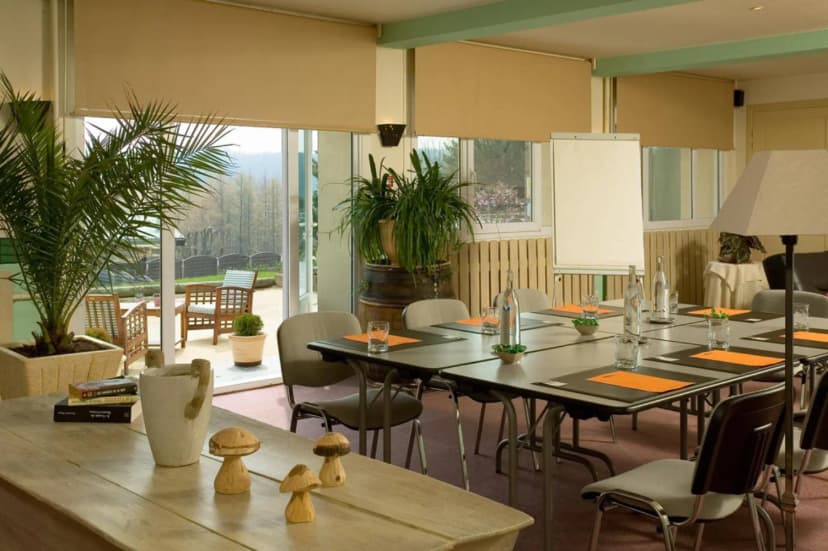 Le Bel'o | Hotel 3 Étoiles | Restaurant | Le Chambon-Sur-Lignon — photo 3
