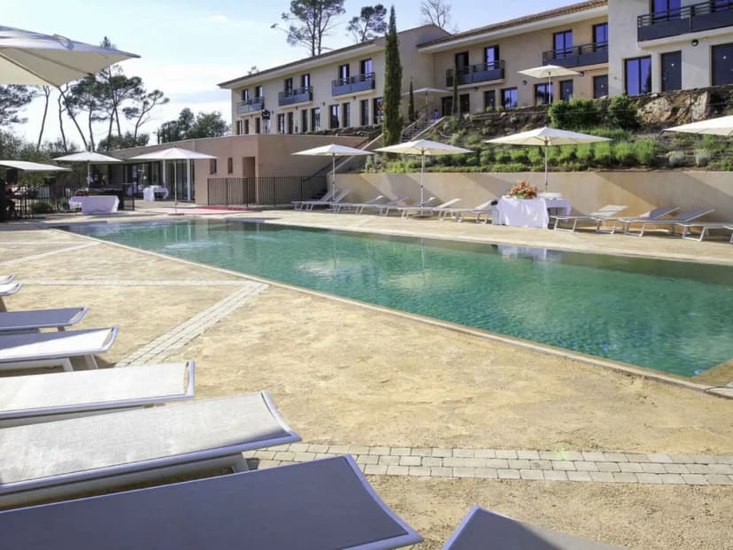 Mercure Brignoles Golf de Barbaroux & Spa — photo 1