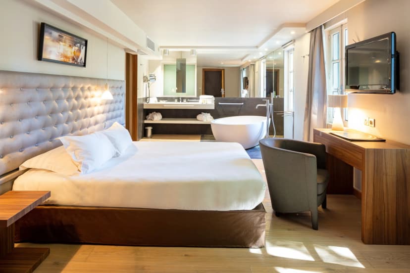 Le Pré Du Moulin - Maison Alonso Hotel & Restaurant — photo 5