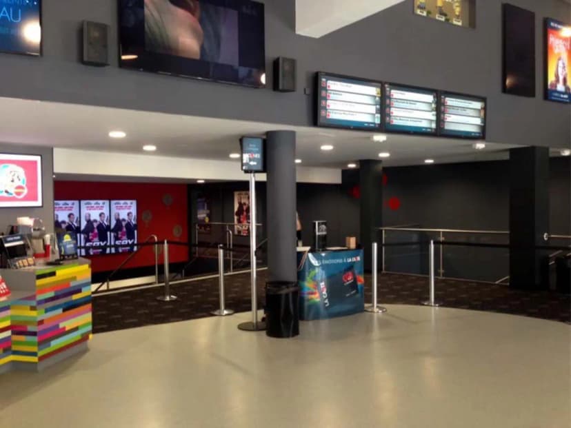CINÉMA CGR Angouleme — photo 2