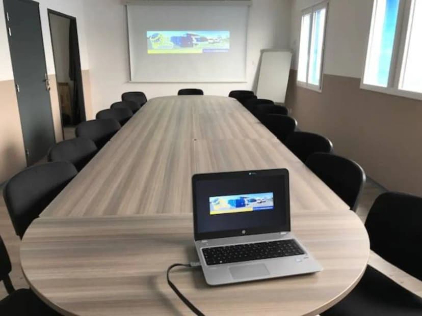 Blue Working - Location bureaux, domiciliation entreprise les Sables d'Olonne — photo 1