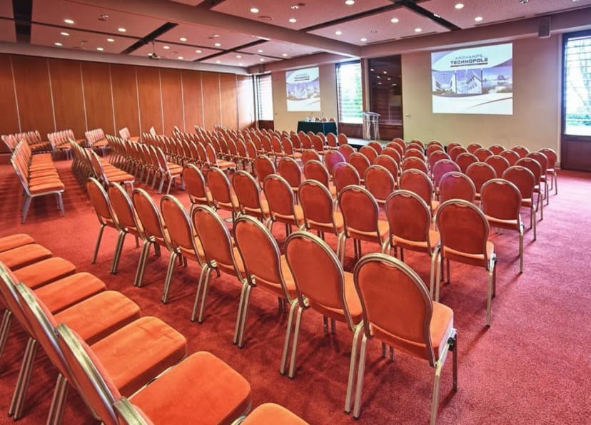 Center De Convention — photo 3