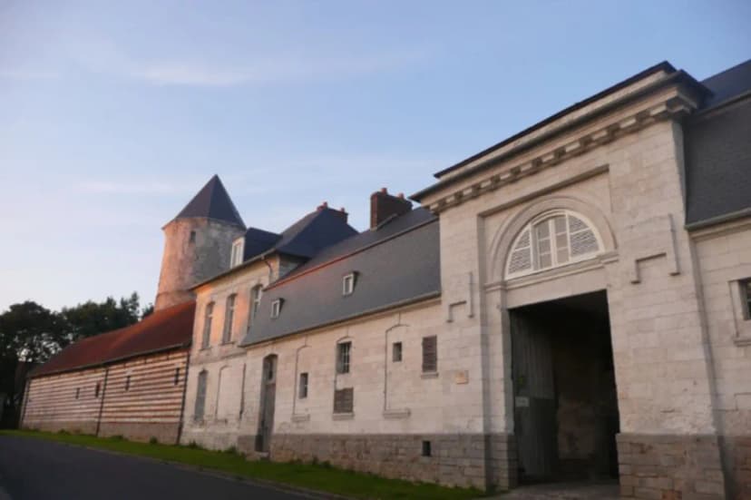 Château de Flesselles — photo 3