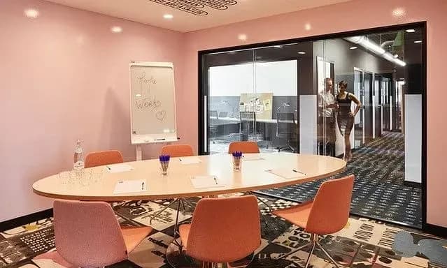 Mama Works Coworking Lyon | Location bureaux & salles de réunion — photo 4