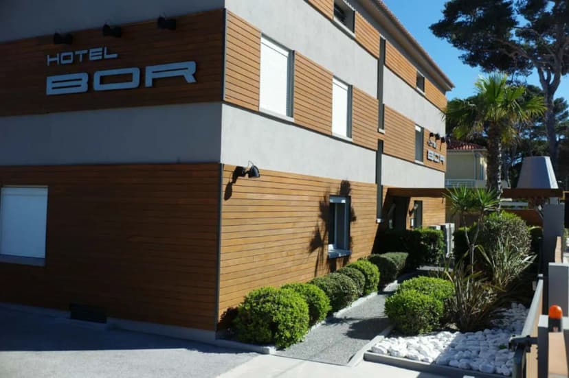LE BOR — photo 2
