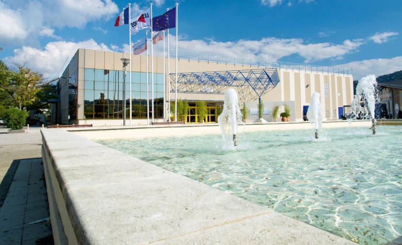 Agora congress center — photo 1