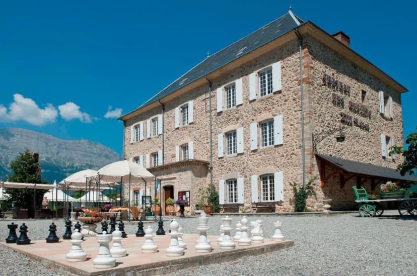 Hôtel Château Des Herbeys — photo 1