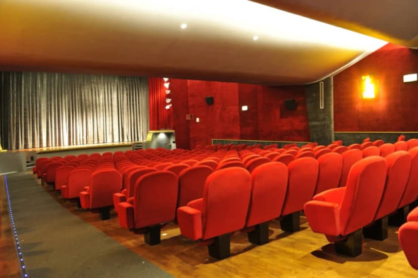 Trianon — photo 2