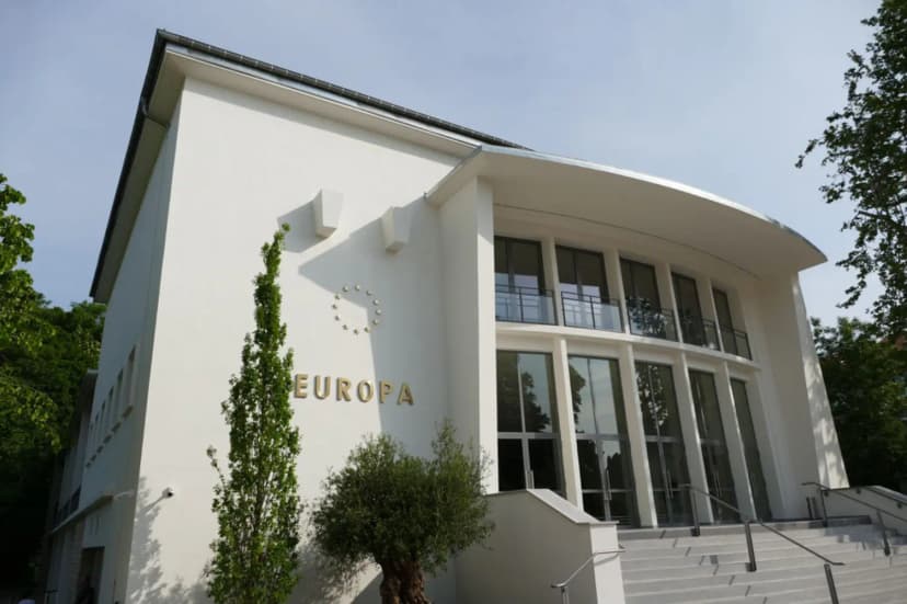 Espace Europa-Courcelles — photo 1
