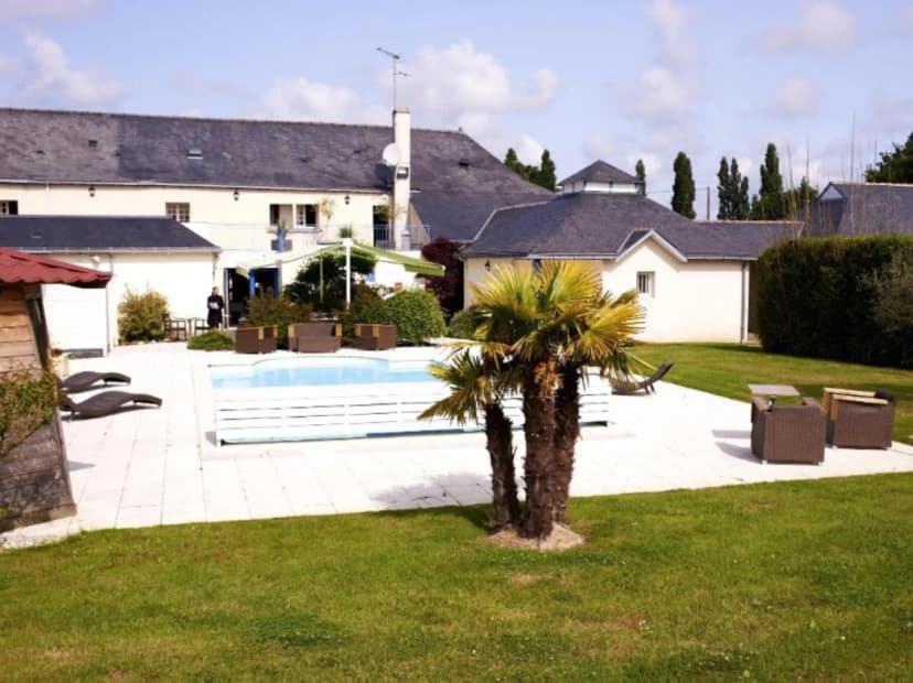 Logis Hôtel l'Abreuvoir — photo 1
