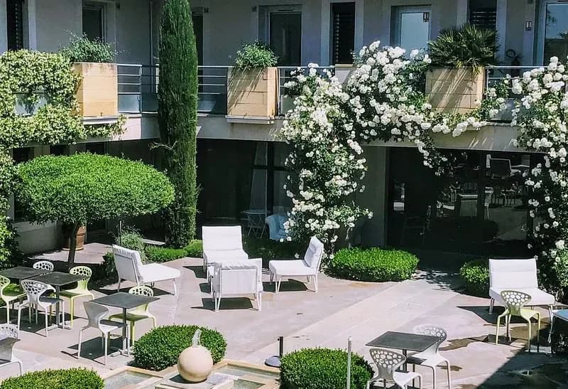 LE PATIO DE VIOLETTE MEILLEUR TARIF DEPUIS NOTRE SITE INTERNET — photo 1