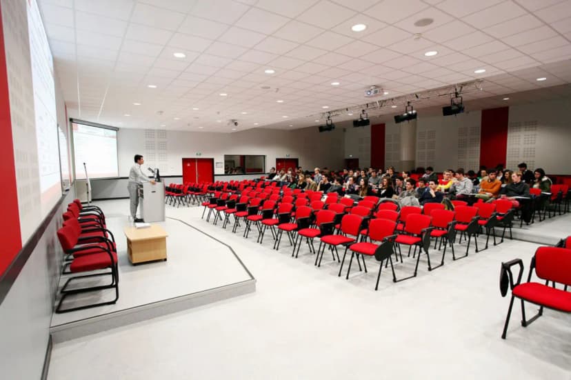 Management School ESSCA — photo 1