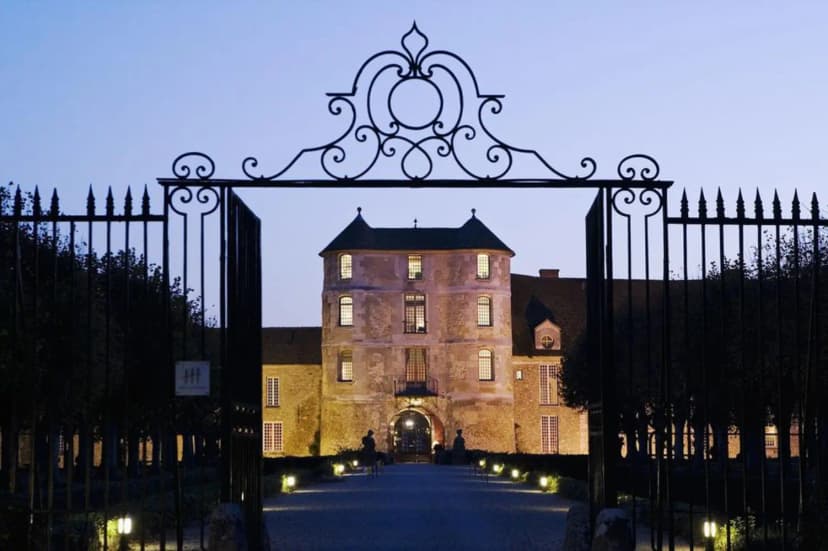 Château de Villiers-le-Mahieu — photo 1