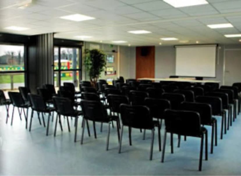 ACTUA Organisation | Karting Lyon - Stage de Pilotage - Accrobranche | Pour Particuliers et Entreprises — photo 1