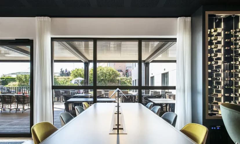 Holiday Inn Dijon Sud - Longvic, an IHG Hotel — photo 2
