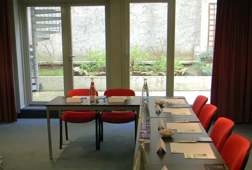 Holiday Inn Paris - Montmartre, an IHG Hotel — photo 3